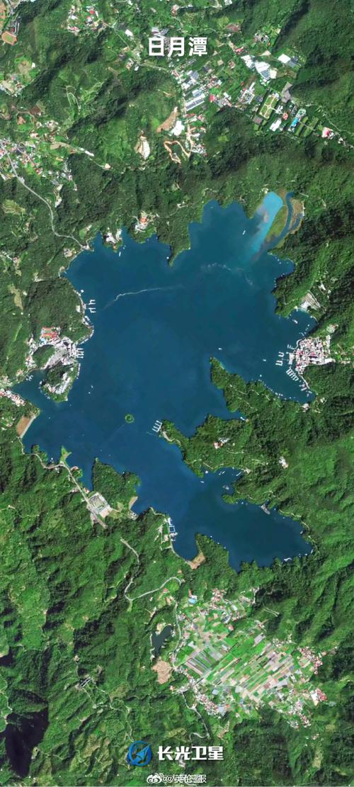 衛(wèi)星視角俯瞰中國臺灣省 技術集成之下的家園影像