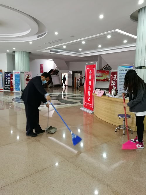 市政數(shù)局行政服務(wù)中心全面開(kāi)展防疫清潔消毒工作，筑牢健康安全防線(xiàn)